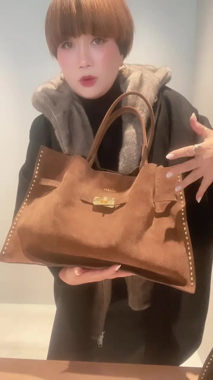 VIOLAd'ORO2026秋冬コレクション展示会live